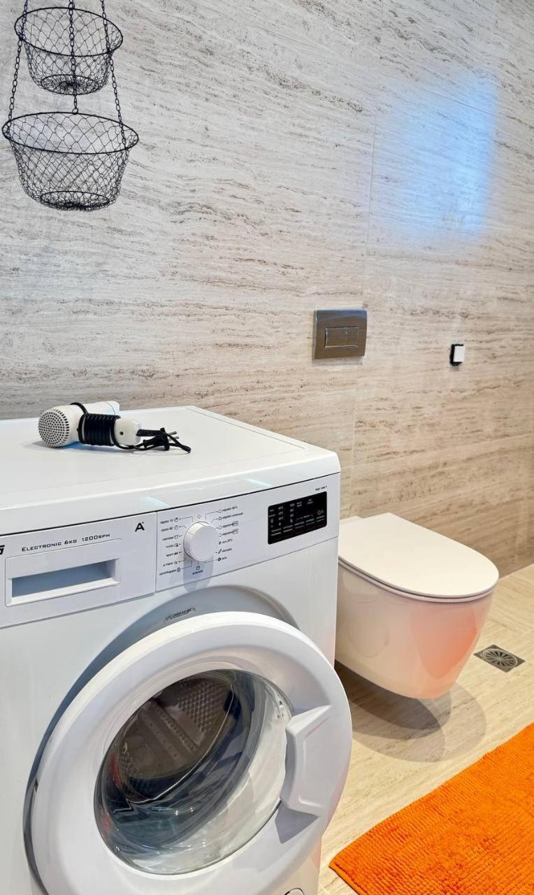 Viola Sea View Penthouse Apartment ซารานเดอ ภายนอก รูปภาพ