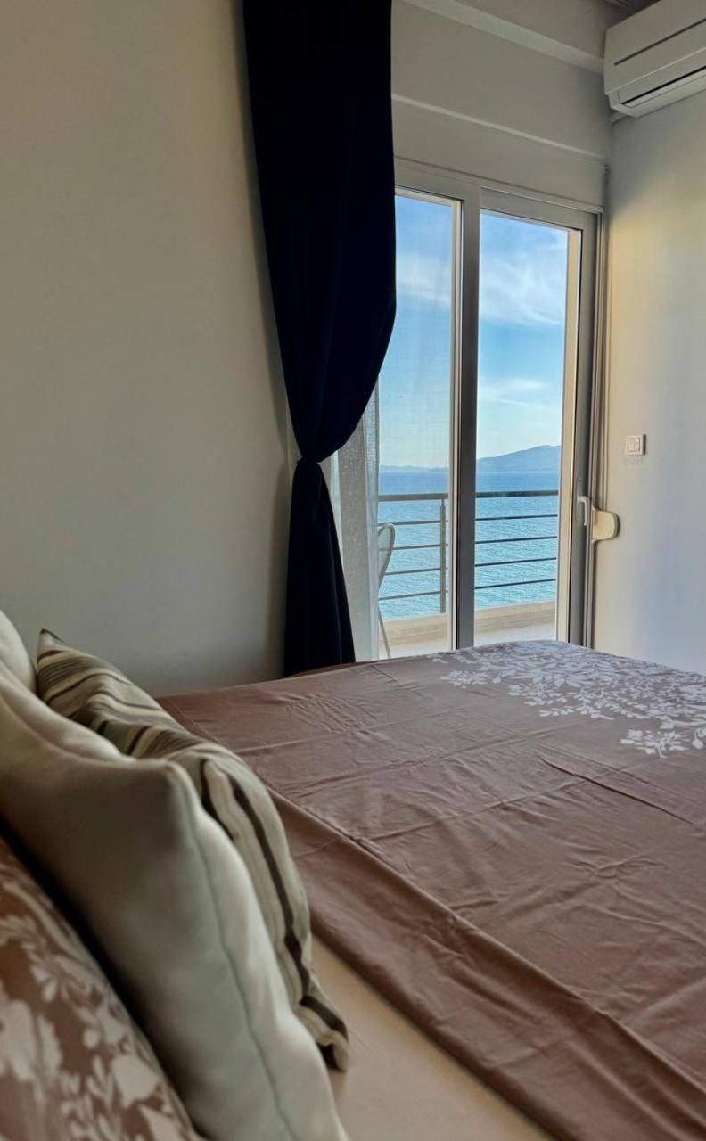 Viola Sea View Penthouse Apartment ซารานเดอ ภายนอก รูปภาพ